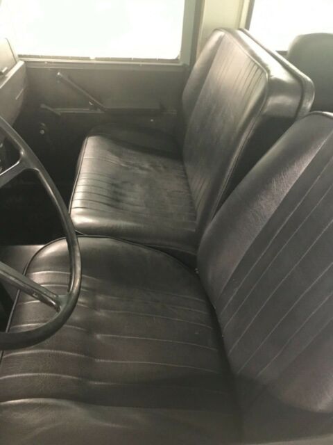 1983 Green Land Rover Defender SUV