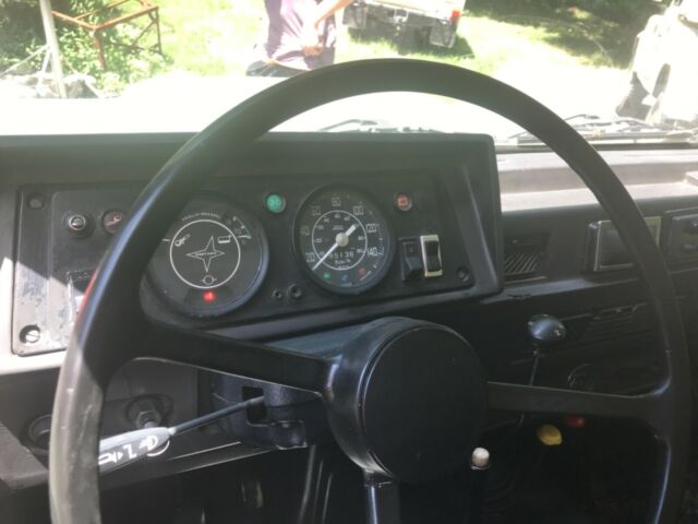 1983 Green Land Rover Defender SUV