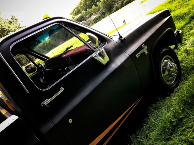 1983 Black Chevrolet C/K Pickup 3500 Crew Cab Pickup