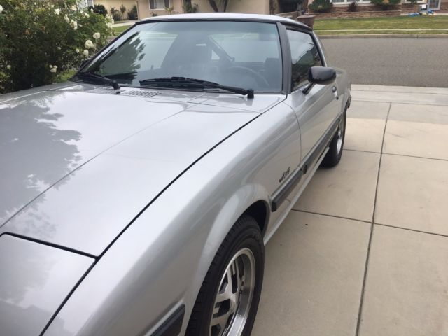 1983 Silver Mazda RX-7 Coupe