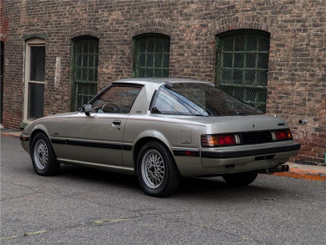1983 Gold Mazda RX-7 Coupe