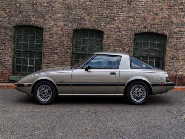 1983 Gold Mazda RX-7 Coupe