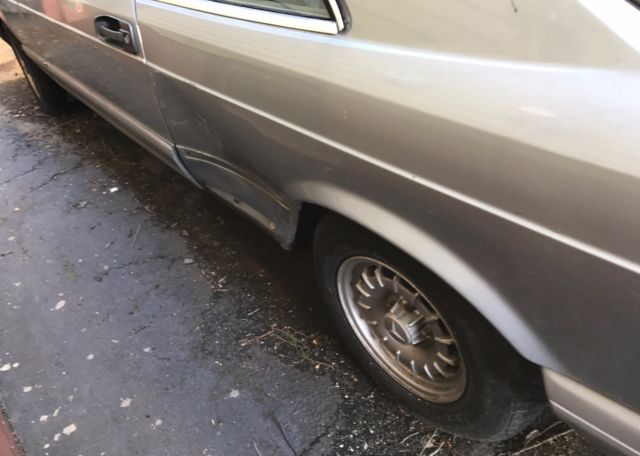 1983 Black Mercedes-Benz 380SEC 2 Door