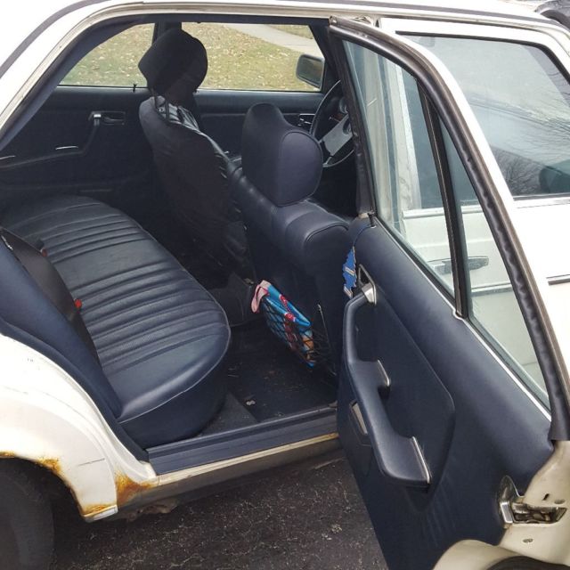 1983 White Mercedes-Benz 300-Series Sedan