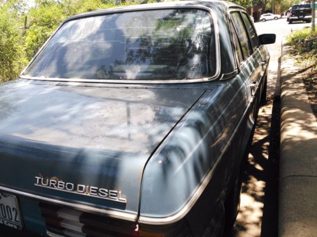 1983 Blue Mercedes-Benz 300-Series 4 door sedan