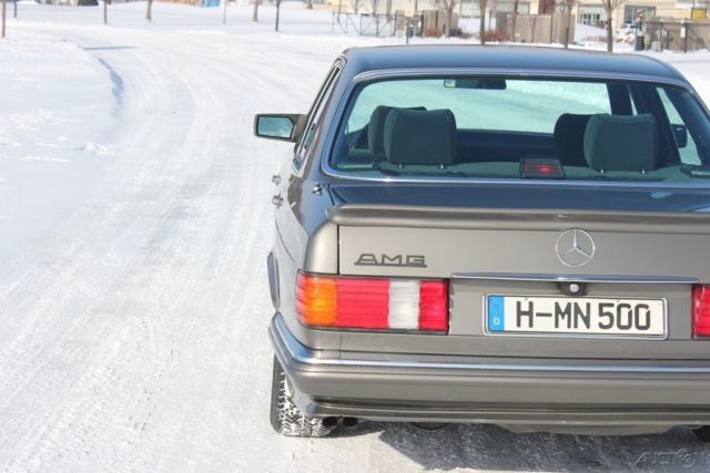 1983 Gray Mercedes-Benz 300-Series Sedan