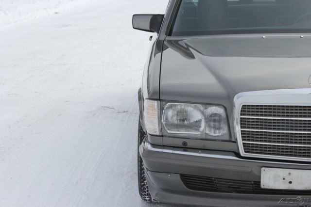 1983 Gray Mercedes-Benz 300-Series Sedan
