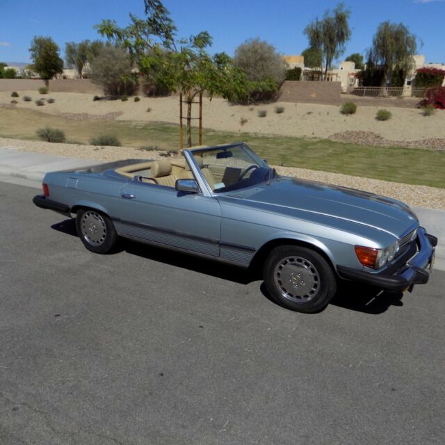 1983 SILBER BLAU Mercedes-Benz SL-Class roadster