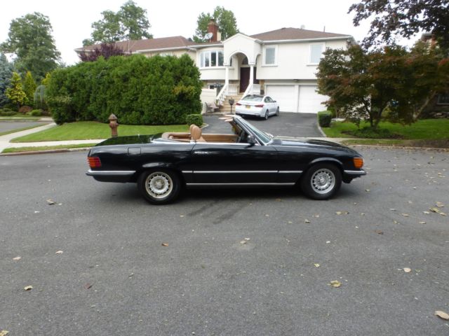 1983 Black Mercedes-Benz SL-Class Convertible