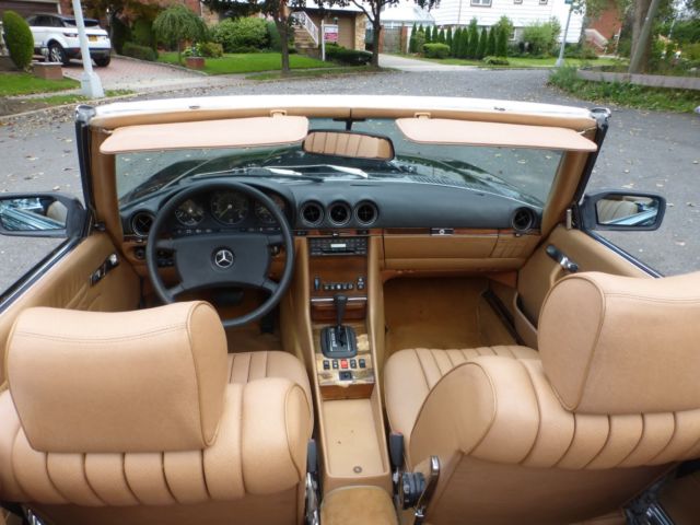 1983 Black Mercedes-Benz SL-Class Convertible