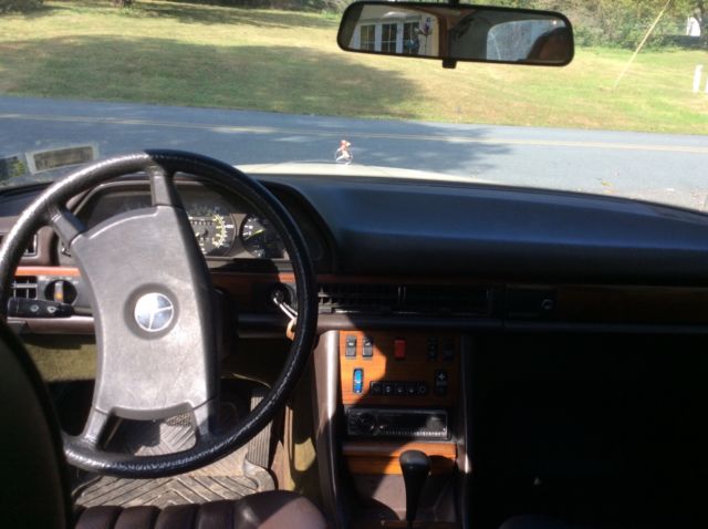 1983 Mercedes-Benz 300-Series