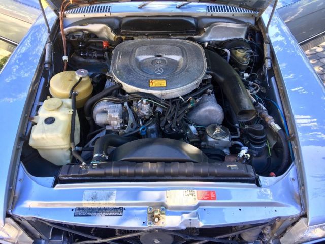 1983 Silver Blue Mercedes-Benz 300-Series Convertible