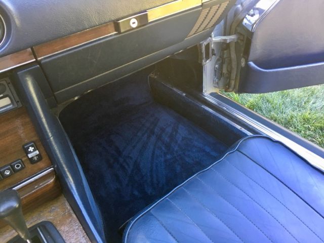 1983 Silver Blue Mercedes-Benz 300-Series Convertible