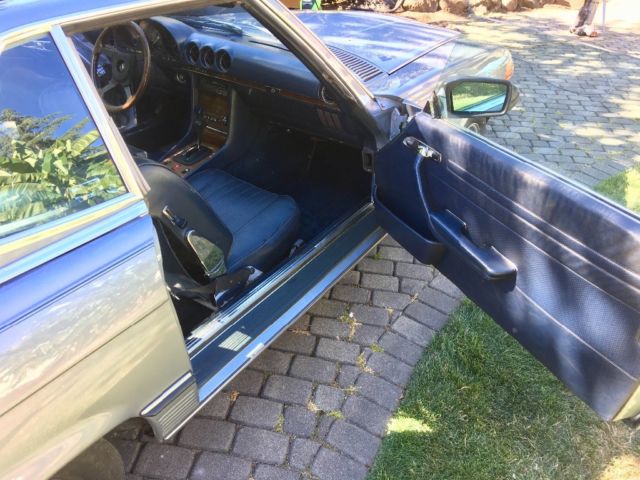 1983 Silver Blue Mercedes-Benz 300-Series Convertible