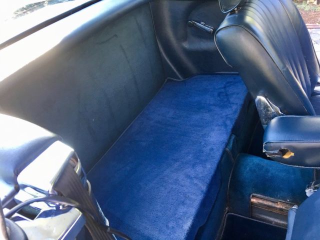 1983 Silver Blue Mercedes-Benz 300-Series Convertible