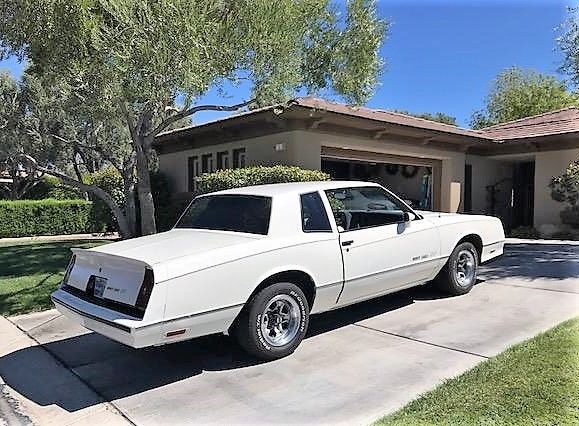 1983 White Chevrolet Monte Carlo Coupe