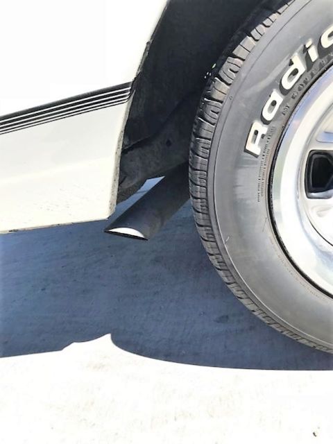 1983 White Chevrolet Monte Carlo Coupe