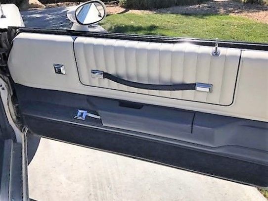 1983 White Chevrolet Monte Carlo Coupe