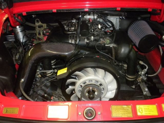 1983 Red Porsche 911