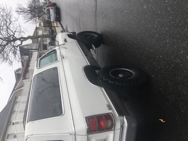 1983 White Dodge Ramcharger Hatchback