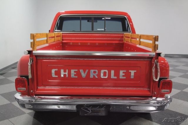 1983 Red Chevrolet C10