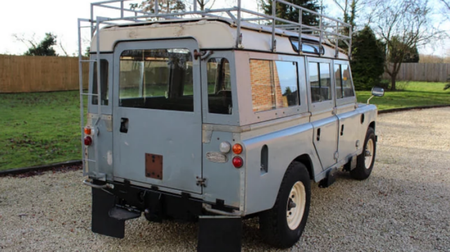 1983 Gray Land Rover Defender