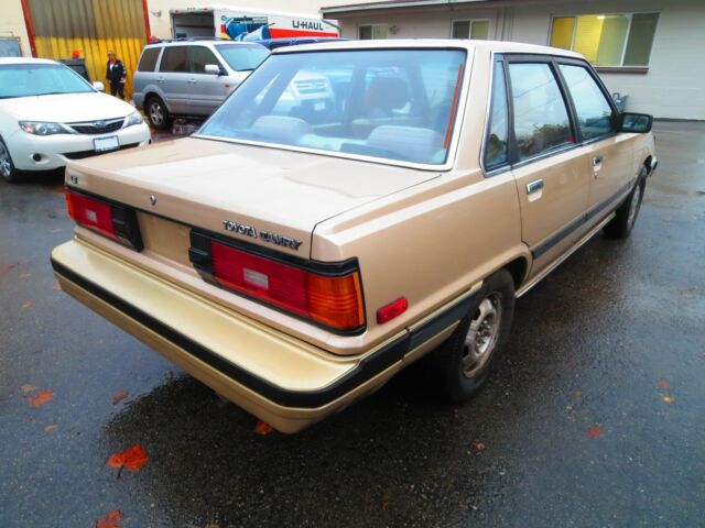 1983 Gold Toyota Camry