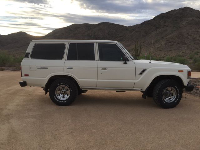1983 White Toyota Land Cruiser Wagon
