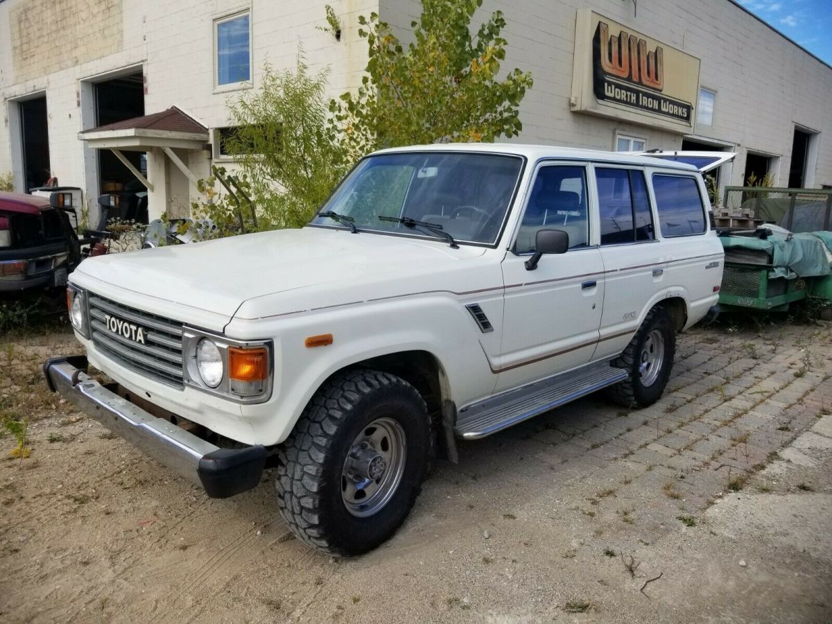 1983 White Toyota Land Cruiser SUV