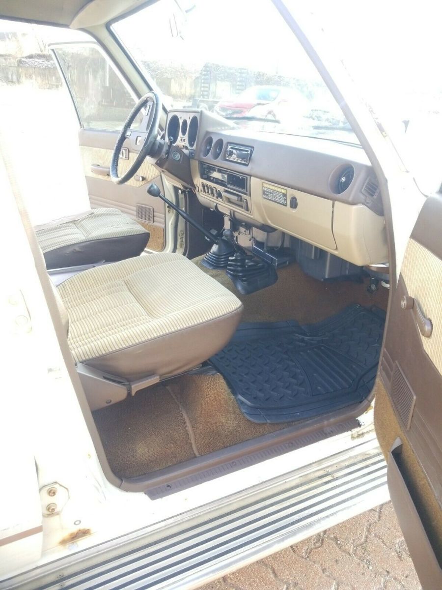 1983 White Toyota Land Cruiser SUV