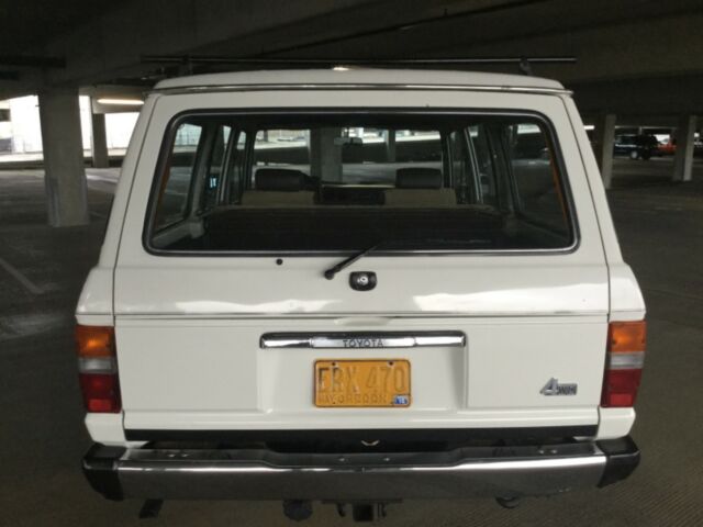 1983 White Toyota Land Cruiser