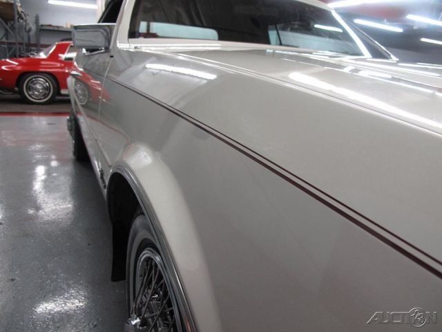 1983 White Buick Riviera