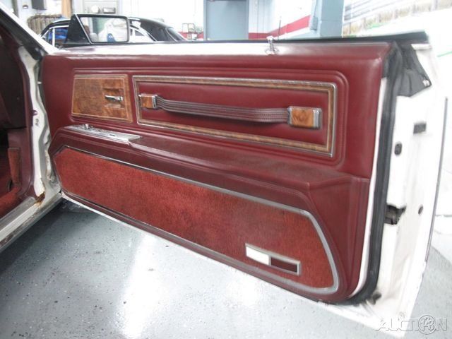 1983 White Buick Riviera