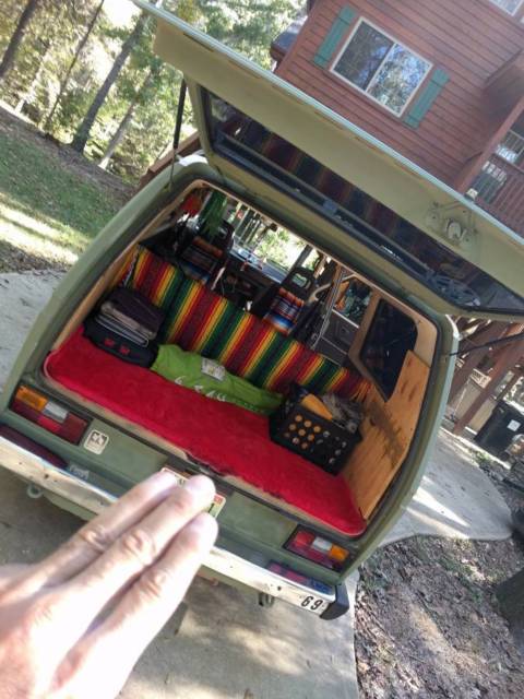 1983 Green Volkswagen Bus/Vanagon Standard Passenger Van