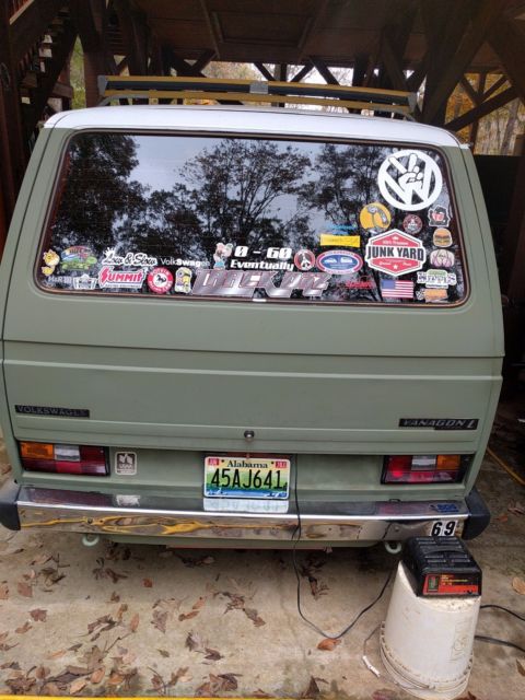 1983 Green Volkswagen Bus/Vanagon Standard Passenger Van