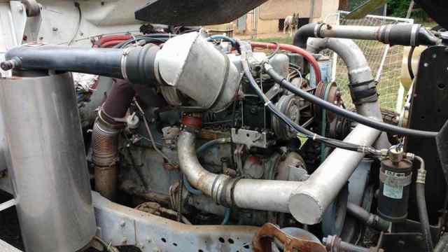 1980 White Ford MacNational Cab & Chassis