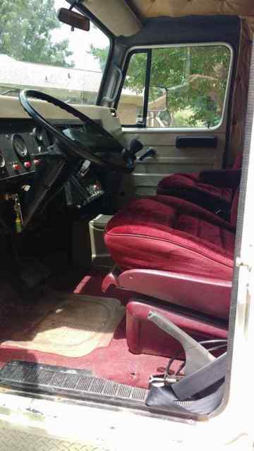 1980 White Ford MacNational Cab & Chassis