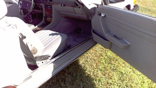 1984 Silver Mercedes-Benz 300-Series Convertible