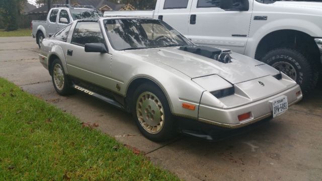 1984 Silver Nissan 300ZX Hatchback