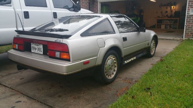1984 Silver Nissan 300ZX Hatchback