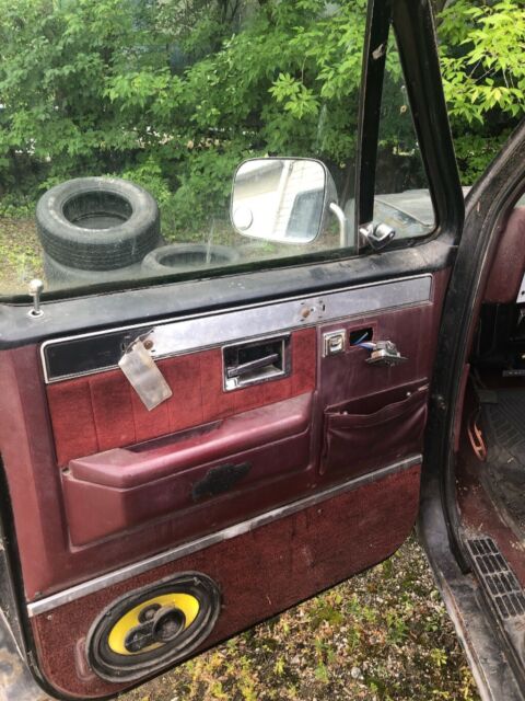 1984 Gray Chevrolet C-10 Standard Cab Pickup