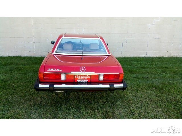 1984 Red Mercedes-Benz SL-Class