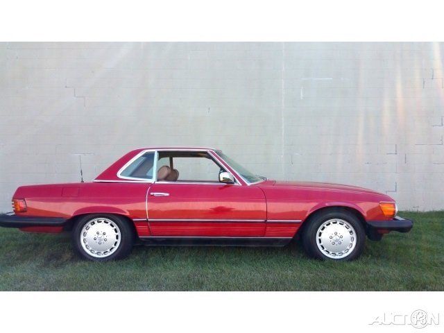 1984 Red Mercedes-Benz SL-Class