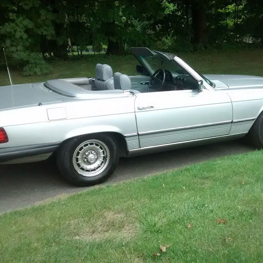 1984 Silver Mercedes-Benz 300-Series Convertible