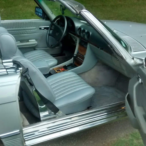 1984 Silver Mercedes-Benz 300-Series Convertible