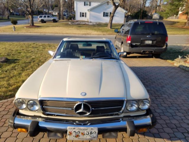 1984 Mercedes-Benz 300-Series Convertible