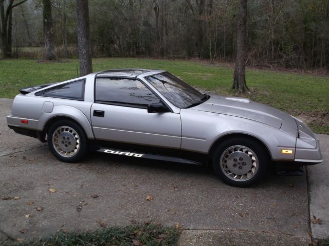 1984 Silver Nissan 300ZX Coupe