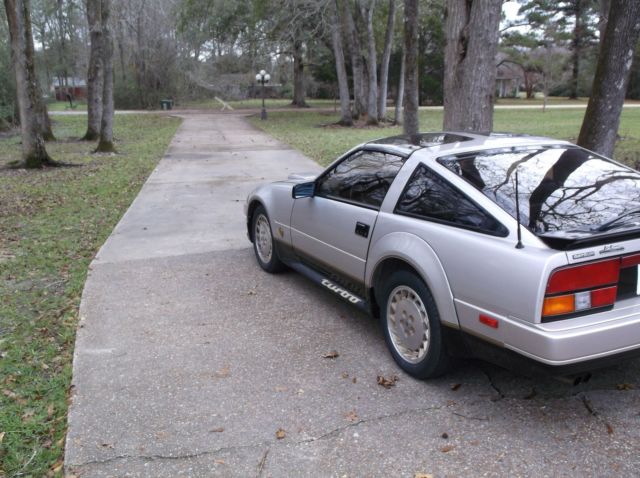 1984 Silver Nissan 300ZX Coupe