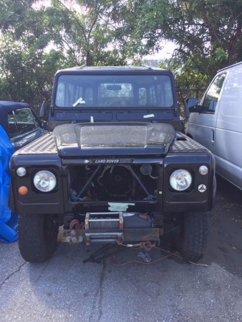 1984 Black Land Rover Defender SUV