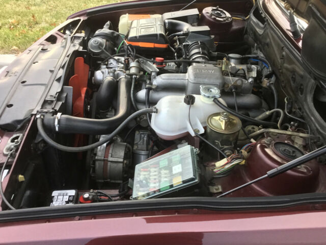 1984 Burgundrot Metallic (199) BMW 5-Series Sedan